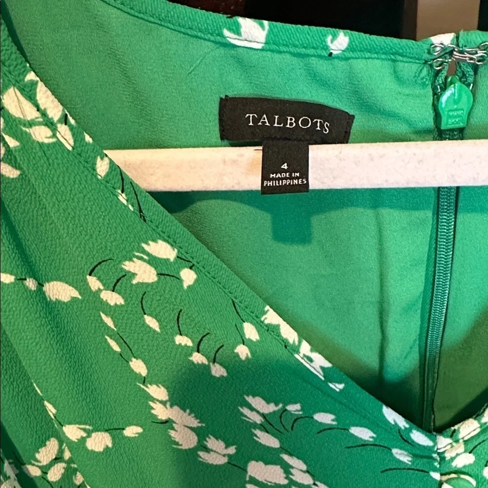 Talbots green/white floral lined short sleeve midi dress size 4
